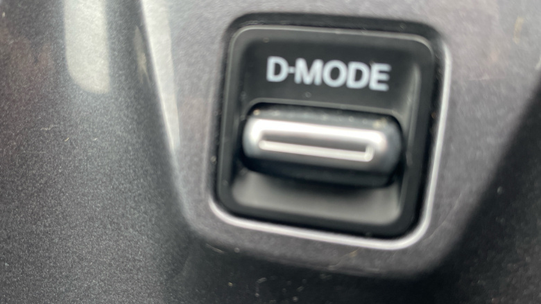 Nissan Juke 1.0 DiG-T 114 N-Connecta 5dr Petrol Hatchback